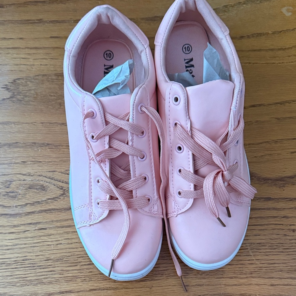 Pink Mata sneakers - never worn